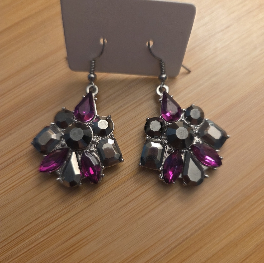 Elegant Silver black and Purple Teardrop Earrings brand new